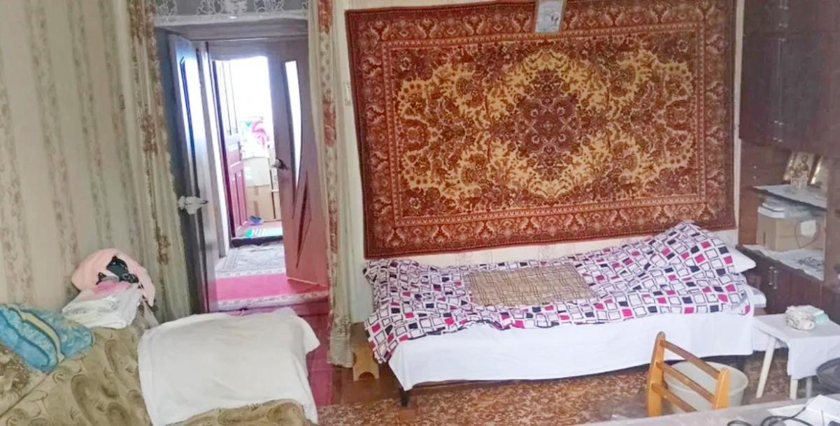 Квартира, 2-кімн., Буды, Харьковский район, 1 Мая