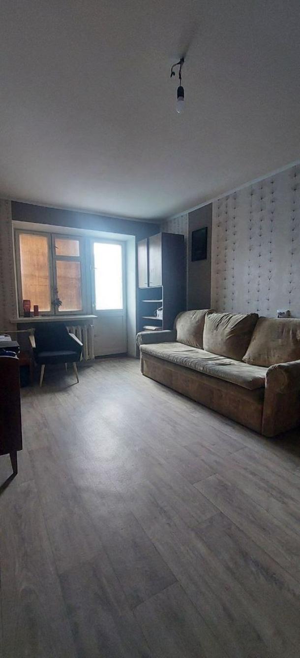 Квартира, 3-кімн., Харьков, Павлово Поле, 23 Августа