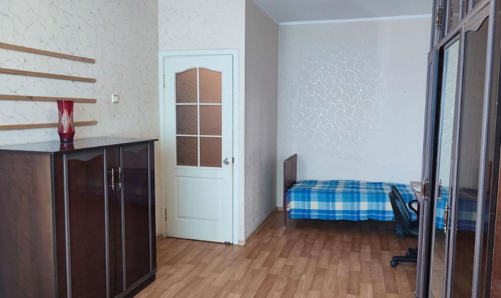 Квартира, 1-кімн., Харьков, Рогань жилмассив, 92-й бригады (Грицевца)