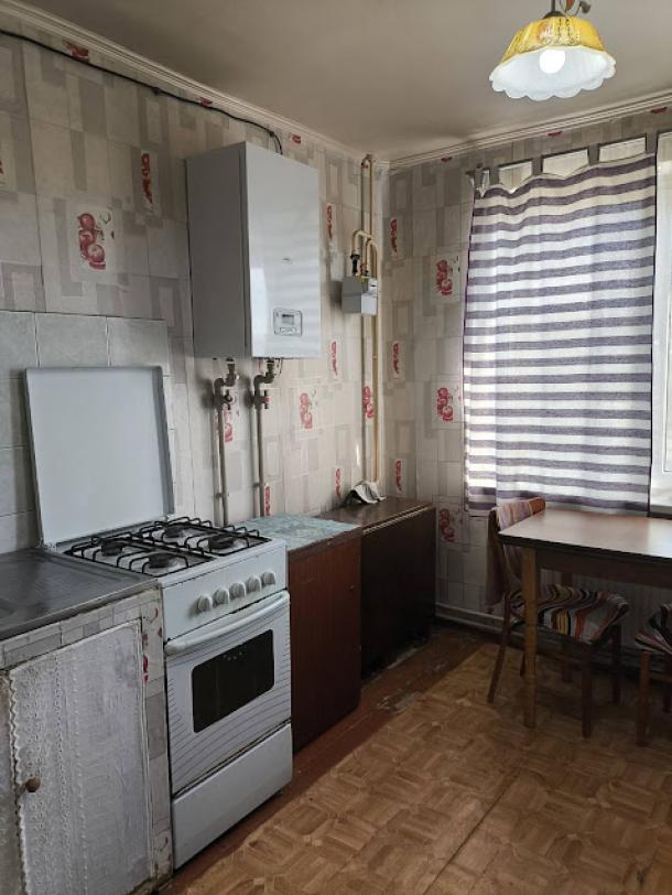 Квартира, 4-кімн., Чкаловское, Чугуевский район, Свободы