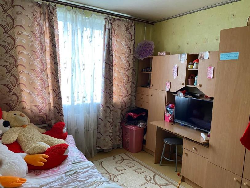Квартира, 2-кімн., Чугуев, Чугуевский район, Харьковская