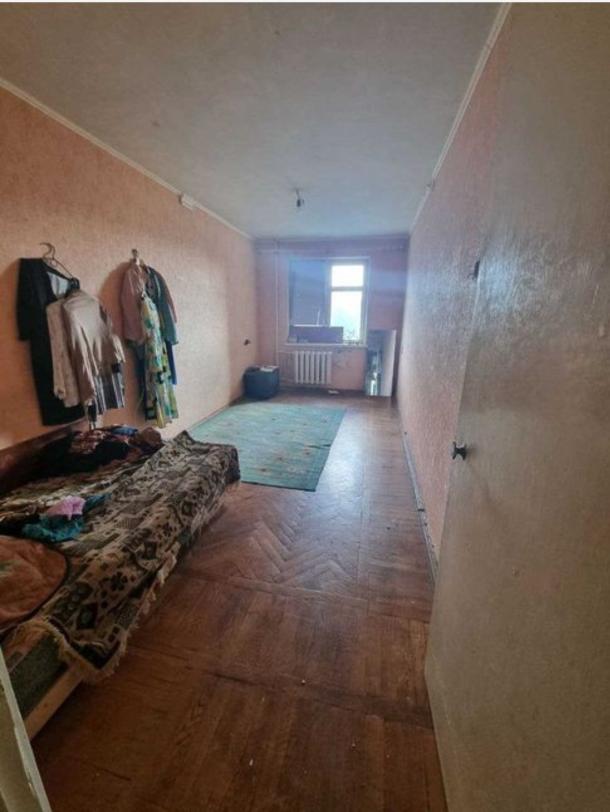 Квартира, 2-кімн., Харьков, 607м/р, Тракторостроителей просп.