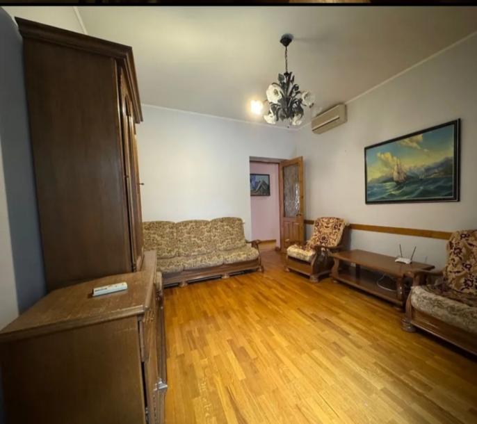 Квартира, 3-кімн., Харьков, Нагорный, Майка Йогансена (Лермонтовская)