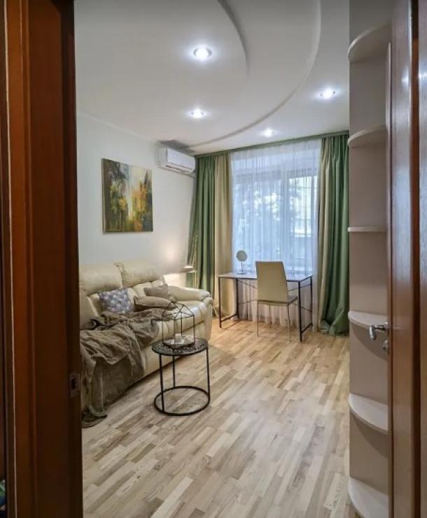 Квартира, 3-кімн., Харьков, Нагорный, Искусств (Краснознаменная, Червонопрапорная)