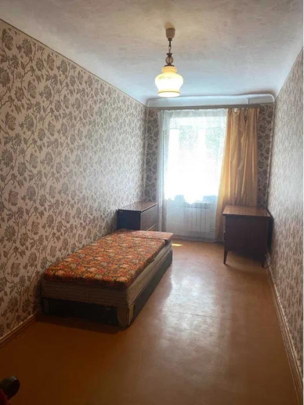 Квартира, 3-кімн., Харьков, Новые Дома, Каденюка (Танкопия)