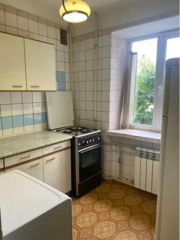 Квартира, 3-кімн., Харьков, Новые Дома, Каденюка (Танкопия)