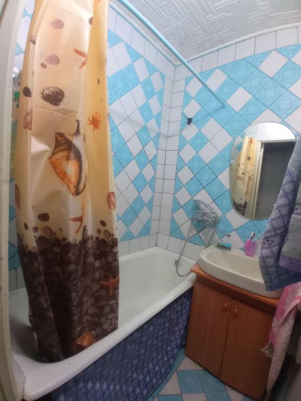 Квартира, 3-кімн., Харьков, 608м/р, Академика Павлова