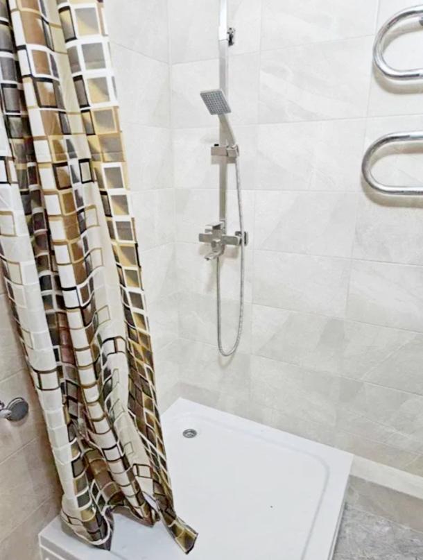 Квартира, 2-кімн., Харьков, 533м/р, Непокоренных (Героев Труда)