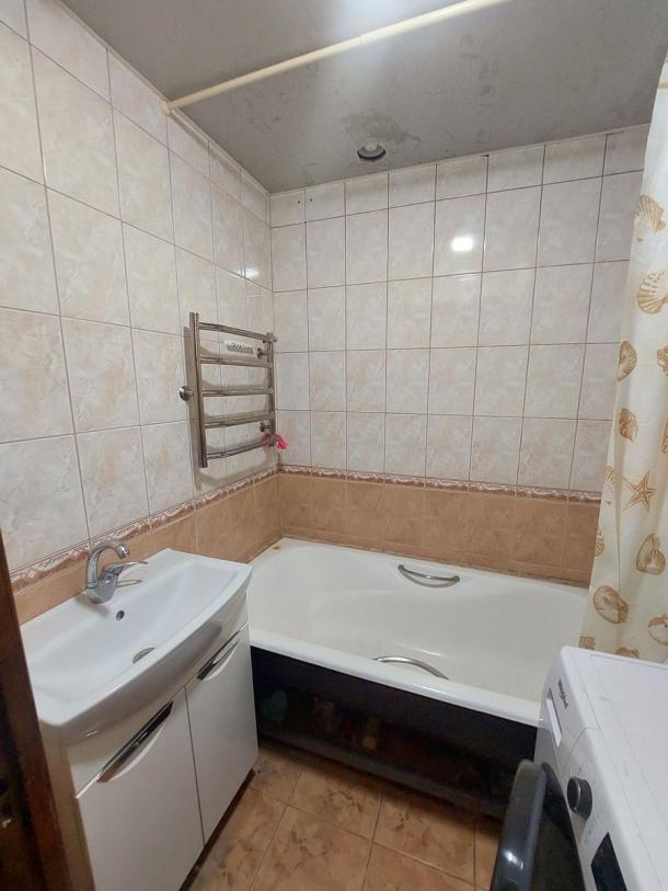 Квартира, 1-кімн., Харьков, 533м/р, Непокоренных (Героев Труда)