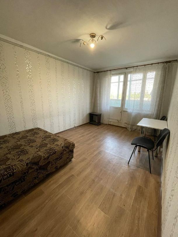 Квартира, 1-кімн., Харьков, 607м/р, Непокоренных (Героев Труда)