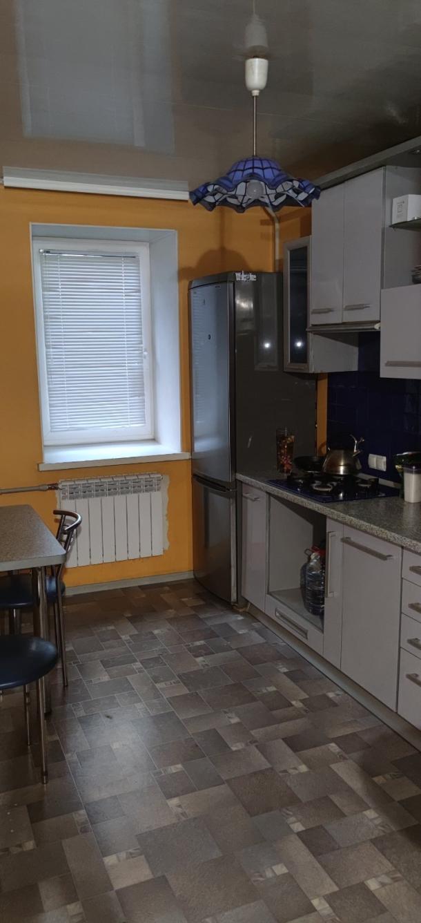 Квартира, 3-кімн., Харьков, Холодная Гора, Добролюбова
