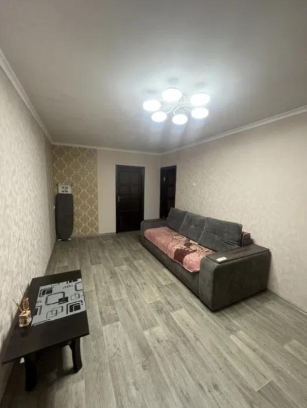 Квартира, 2-кімн., Харьков, 604м/р, Салтовское шоссе