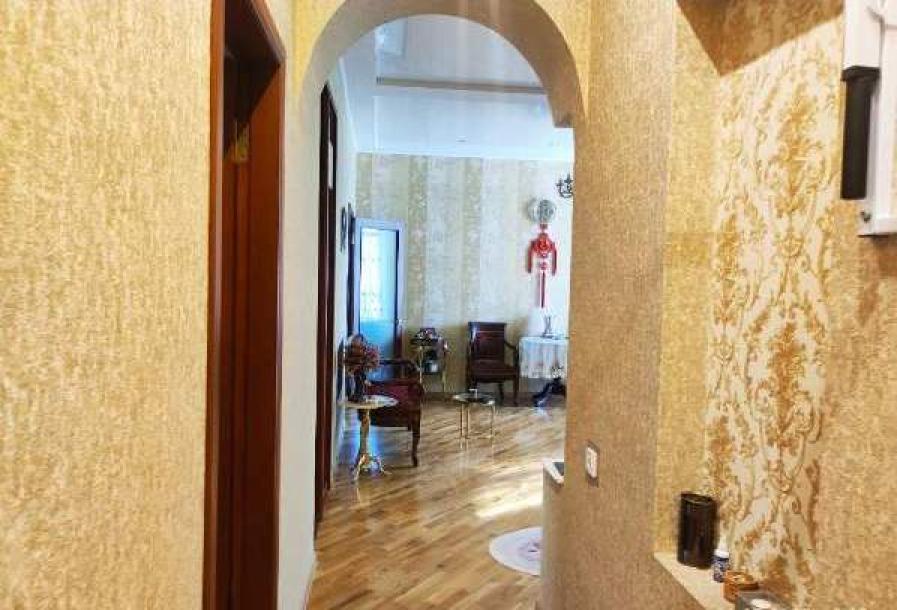 Квартира, 4-кімн., Харьков, Нагорный, Чернышевская