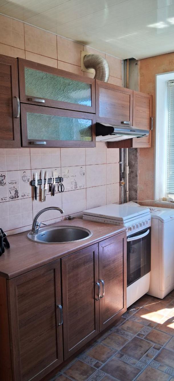 Квартира, 2-кімн., Харьков, 606м/р, Тракторостроителей просп.