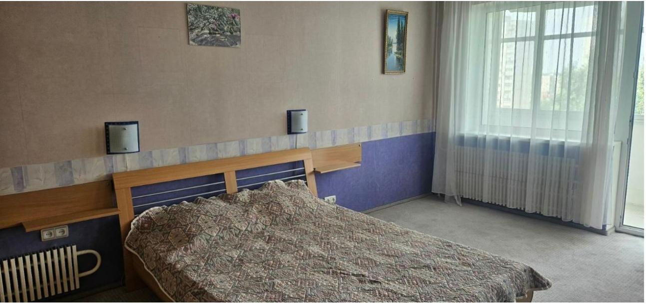 Квартира, 3-кімн., Харьков, Сосновая горка, Космическая