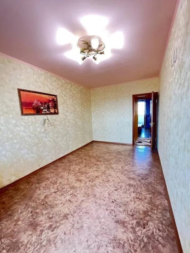 Квартира, 3-кімн., Харьков, 531м/р, Гвардейцев Широнинцев