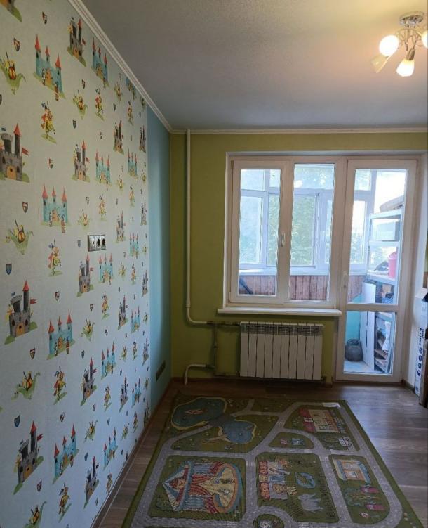 Квартира, 3-кімн., Харьков, Павлово Поле, Старицкого