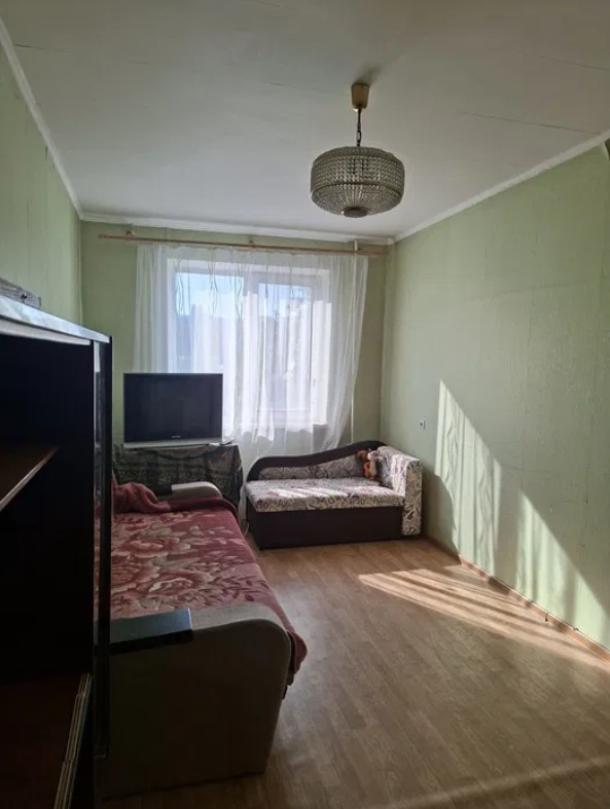 Квартира, 3-кімн., Харьков, Алексеевка, Ахсарова