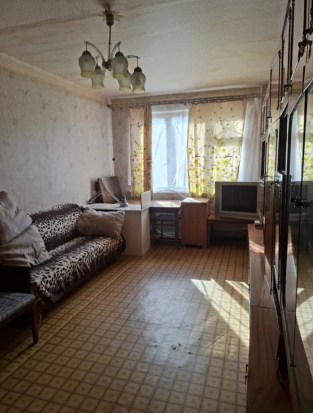 Квартира, 3-кімн., Харьков, Алексеевка, Ахсарова