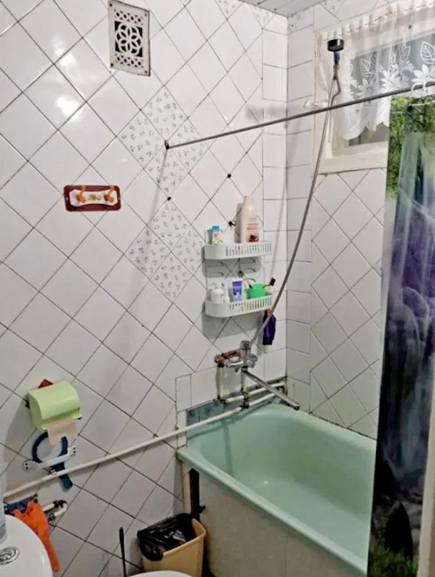 Квартира, 3-кімн., Валки, Богодуховский район, Пушкина пер.
