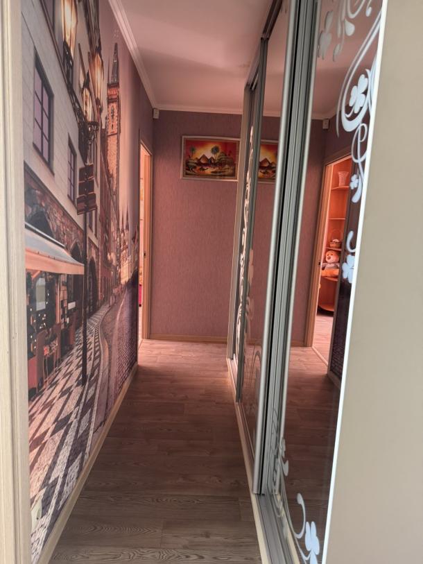 Квартира, 3-кімн., Харьков, 522м/р, Академика Барабашова