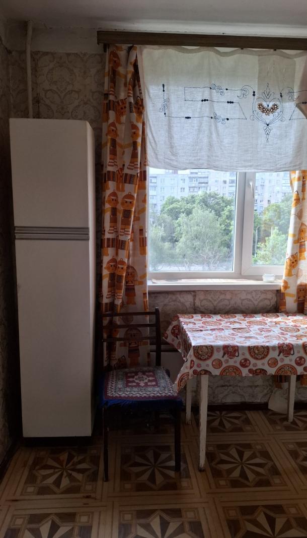 Квартира, 1-кімн., Харьков, 606м/р, Тракторостроителей просп.