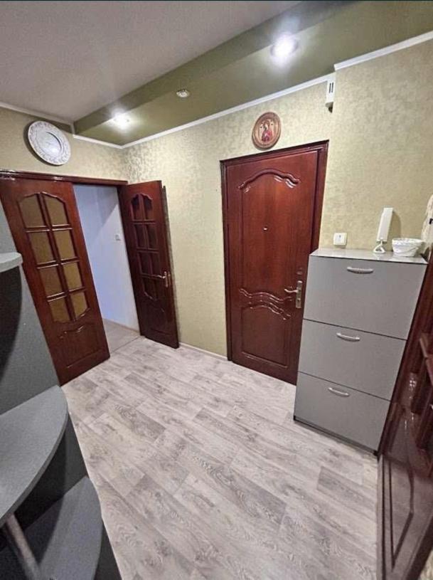 Квартира, 2-кімн., Харьков, Залютино, Борзенко