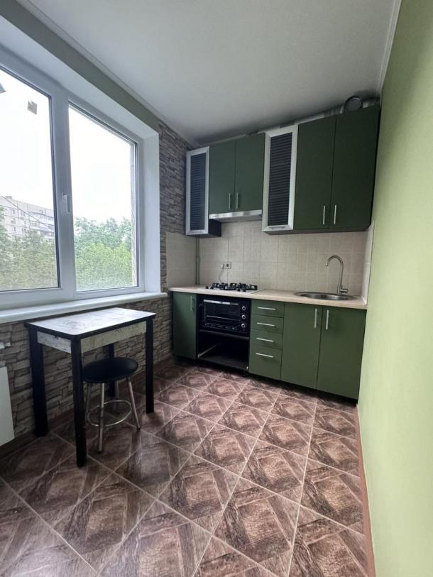 Квартира, 1-кімн., Харьков, 605м/р, Гвардейцев Широнинцев