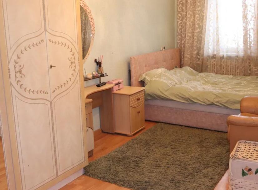 Квартира, 3-кімн., Харьков, Гагарина метро , Вернадского