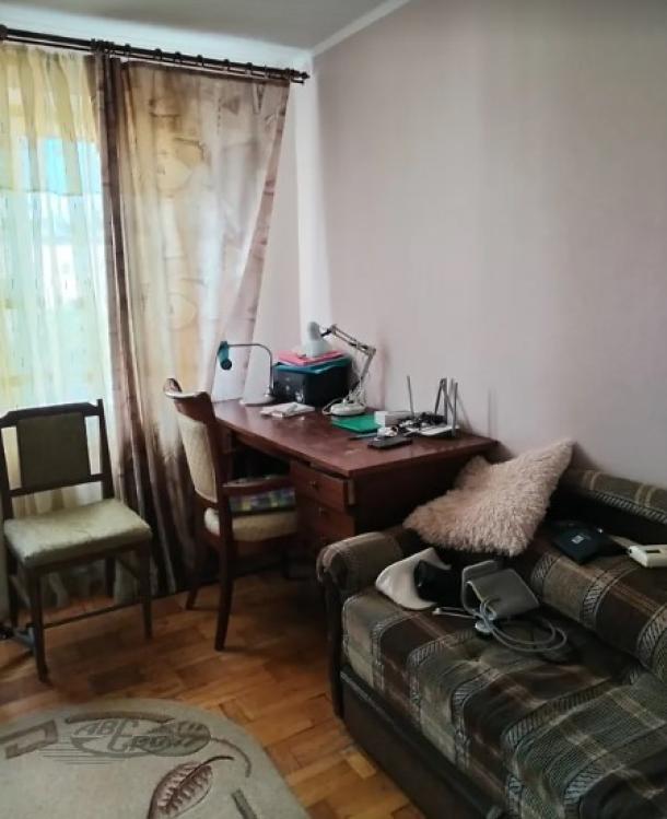 Квартира, 3-кімн., Харьков, Одесская, Каштановая (Щорса, Красного милиционера)