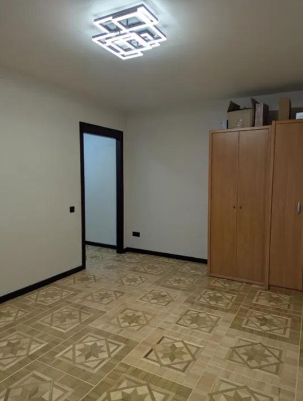 Квартира, 1-кімн., Харьков, 520м/р, Гвардейцев Широнинцев