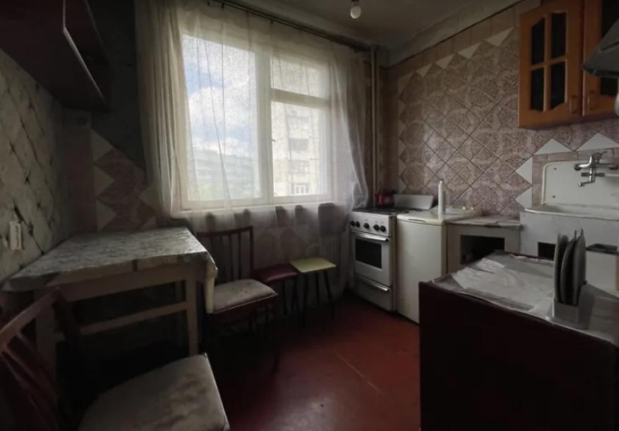 Квартира, 2-кімн., Харьков, 520м/р, Гвардейцев Широнинцев