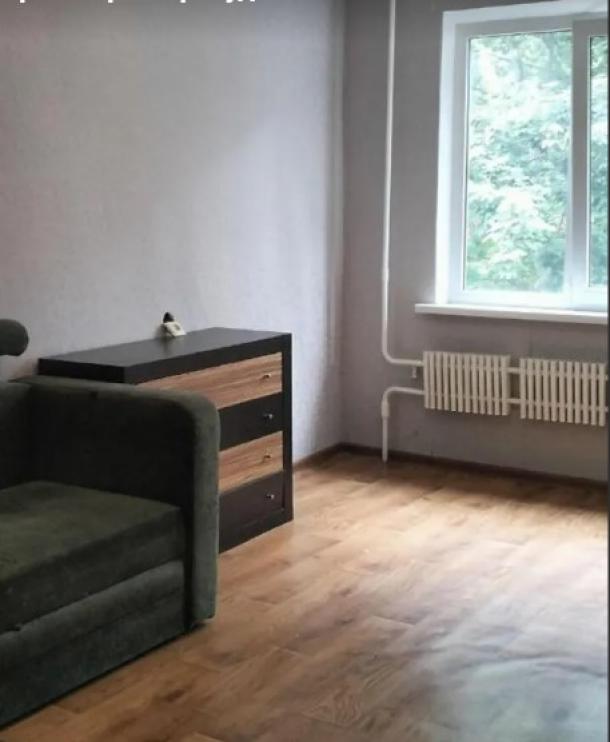 Квартира, 3-кімн., Харьков, 533м/р, Тракторостроителей просп.