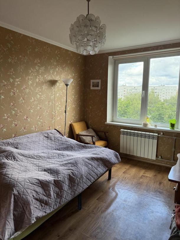 Квартира, 3-кімн., Харьков, 531м/р, Тракторостроителей просп.