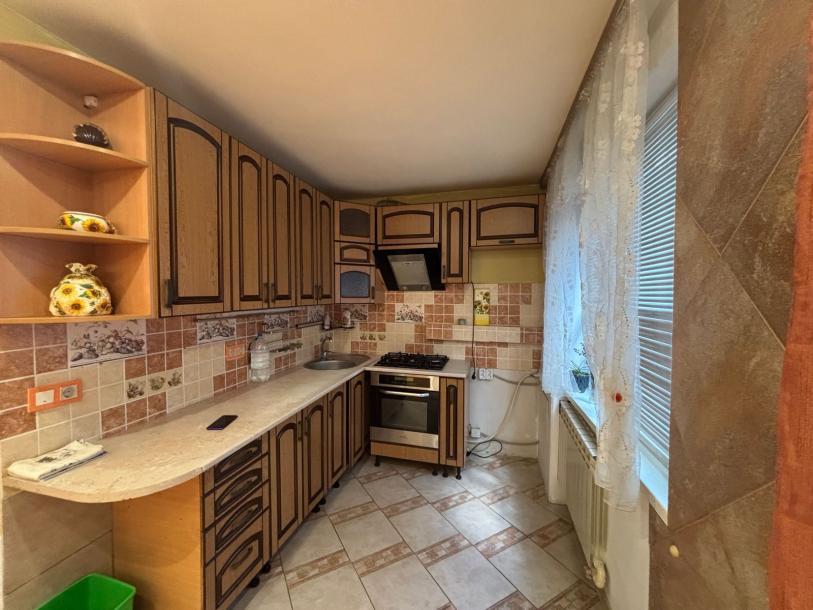Квартира, 3-кімн., Харьков, 624м/р, Амосова