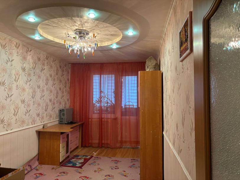 Квартира, 3-кімн., Харьков, 624м/р, Амосова