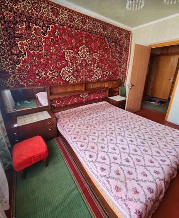 Квартира, 3-кімн., Харьков, 605м/р, Гвардейцев Широнинцев