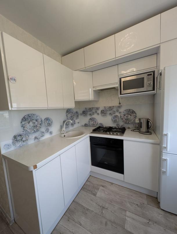 Квартира, 3-кімн., Харьков, 531м/р, Тракторостроителей просп.