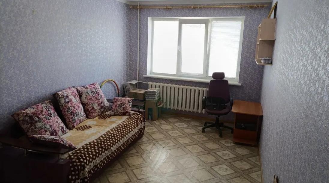 Квартира, 2-кімн., Харьков, 603м/р, Тракторостроителей просп.