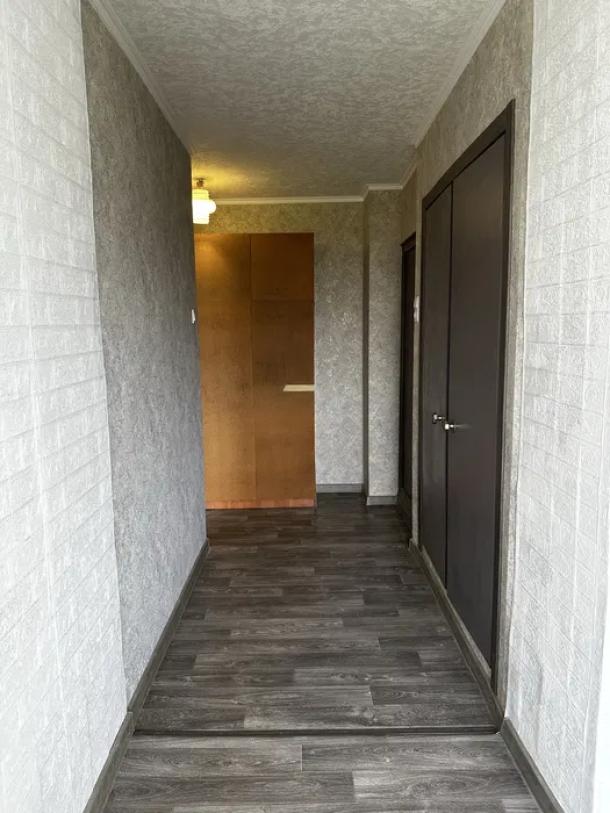 Квартира, 3-кімн., Харьков, 524м/р, Непокоренных (Героев Труда)