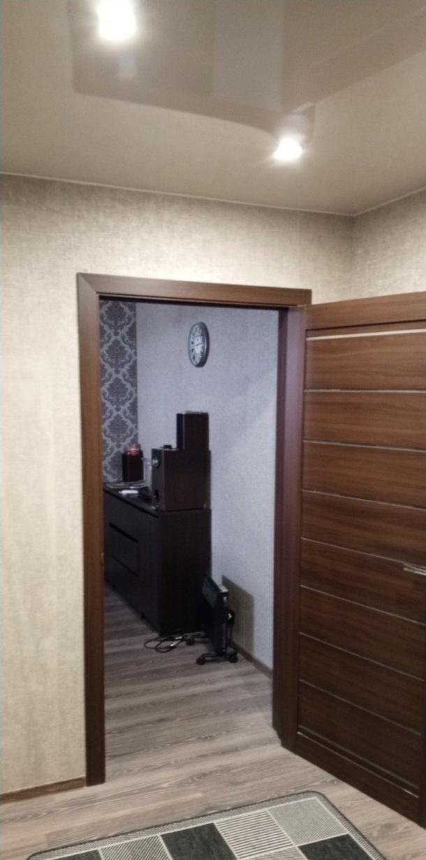 Квартира, 2-кімн., Харьков, Песочин, Молодежная