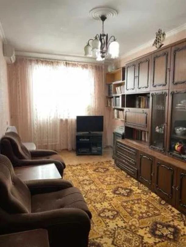 Квартира, 3-кімн., Харьков, Одесская, Аэрокосмический просп. (Гагарина проспект)