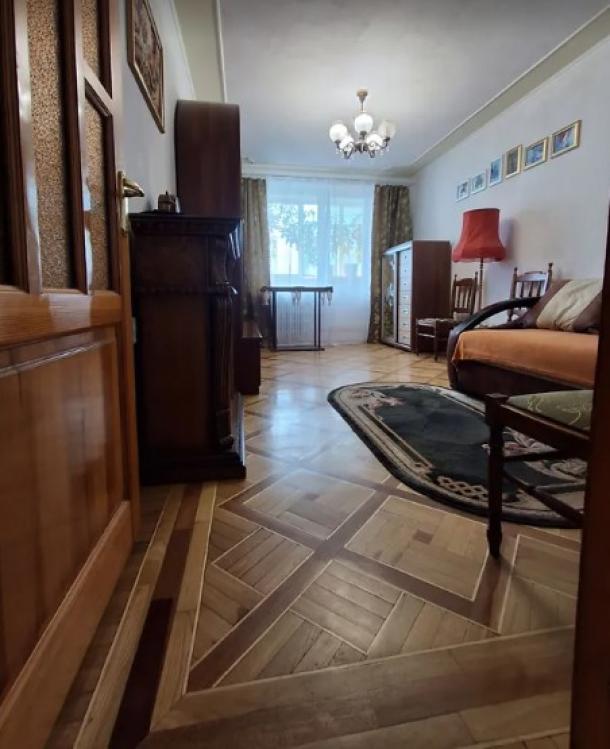 Квартира, 3-кімн., Харьков, 626м/р, Единства (Краснодарская)
