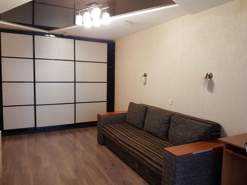 Квартира, 1-кімн., Харьков, 522м/р, Валентиновская