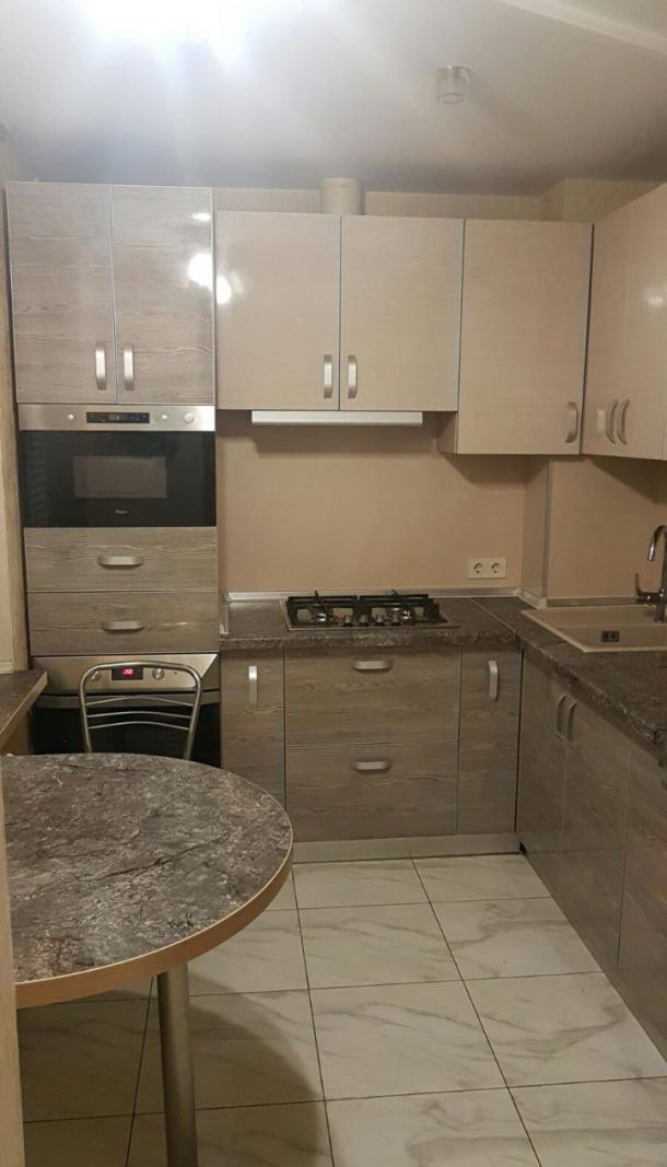 Квартира, 1-кімн., Харьков, 522м/р, Валентиновская