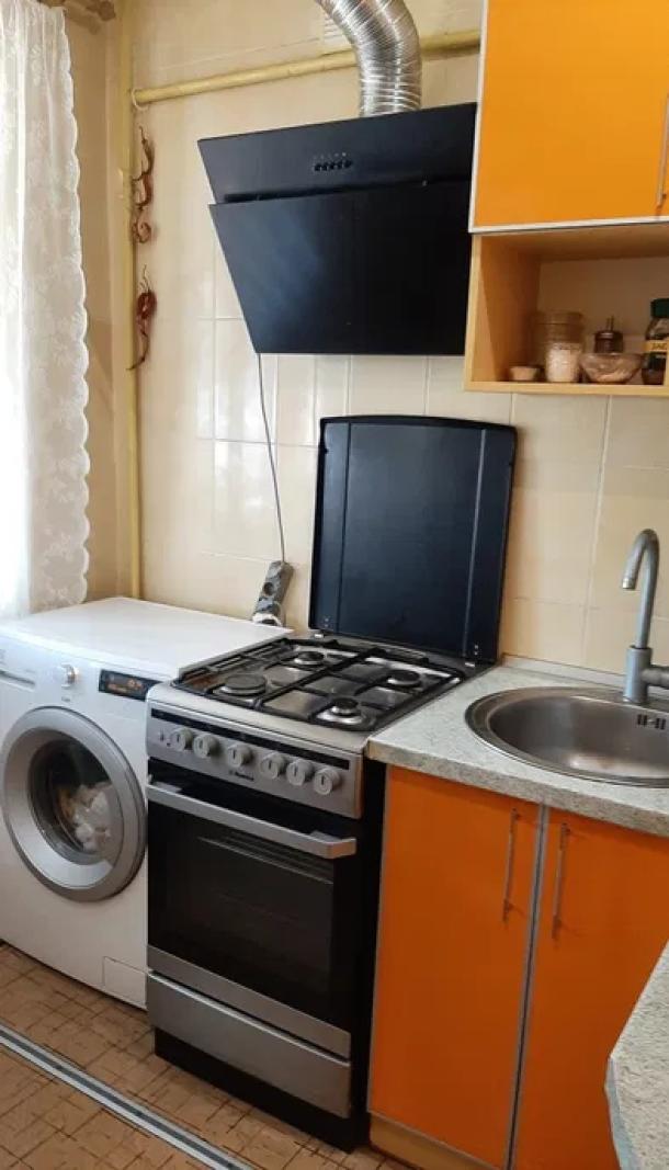 Квартира, 2-кімн., Харьков, 531м/р, Непокоренных (Героев Труда)
