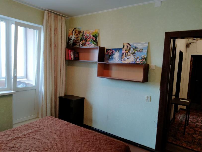 Квартира, 3-кімн., Харьков, Масельского метро, Героев Харькова пр-т
