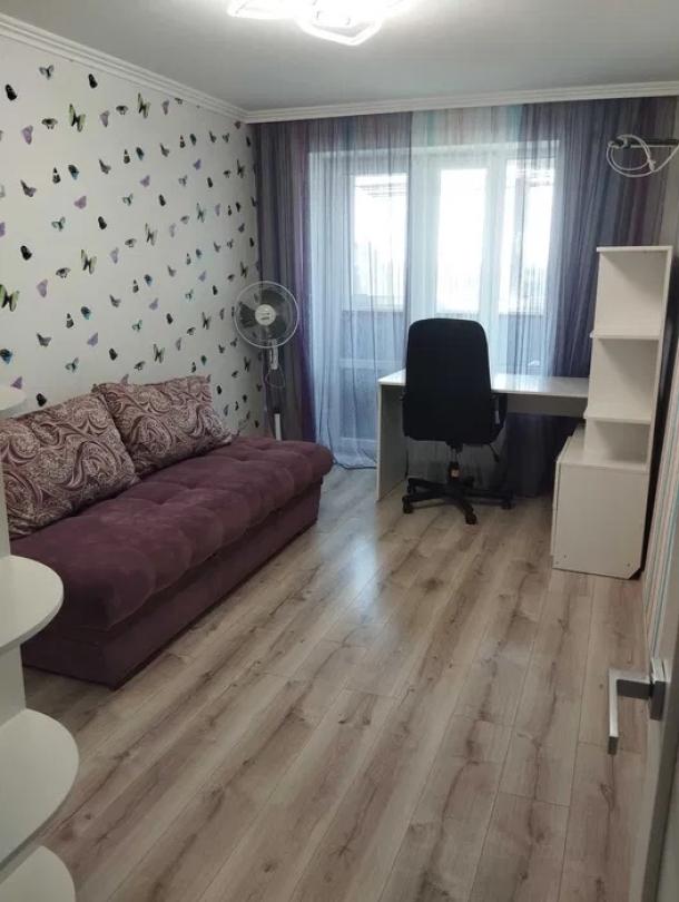 Квартира, 3-кімн., Харьков, Одесская, Аэрокосмический просп. (Гагарина проспект)