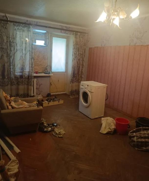 Квартира, 3-кімн., Харьков, Павлово Поле, 23 Августа