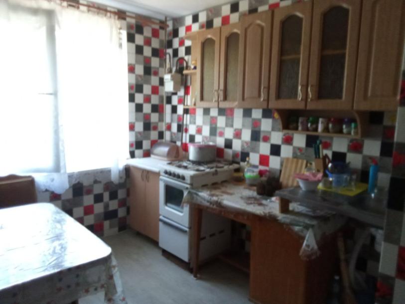 Квартира, 3-кімн., Чкаловское, Чугуевский район, Свободы